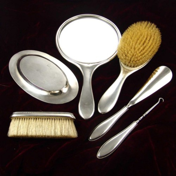 ANTIQUE WALLACE & SONS 1890's Accessories - 1890's Victorian R. Wallace & Sons 925 Vanity set
